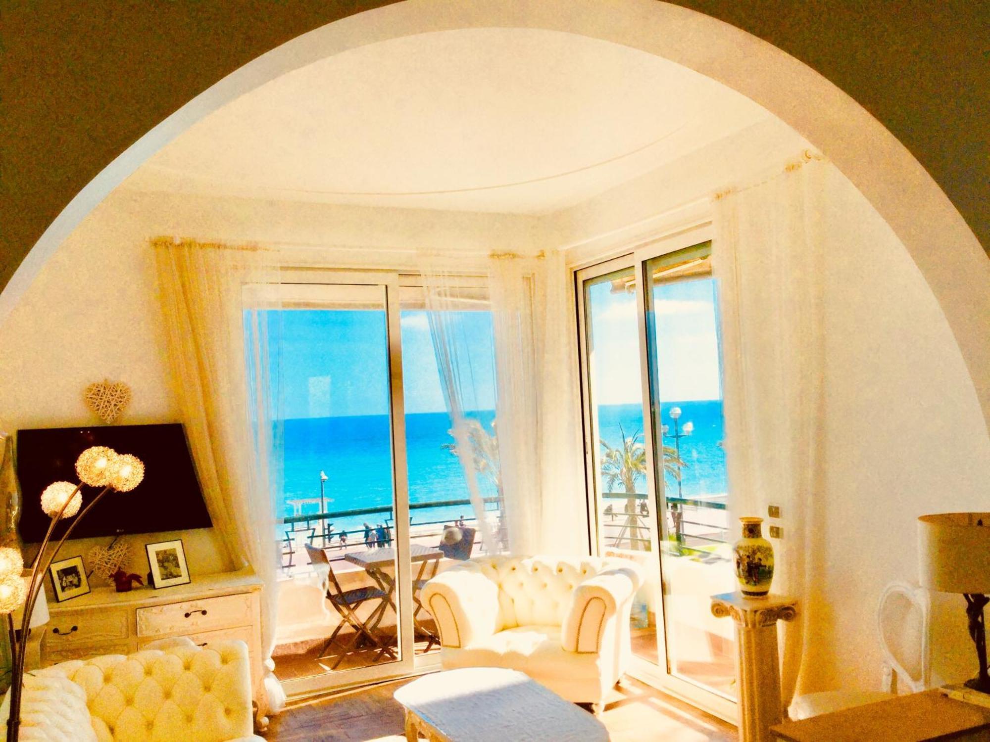 Endless Stunning Mediterranean Sea Views Promenade Des Anglais ニース エクステリア 写真