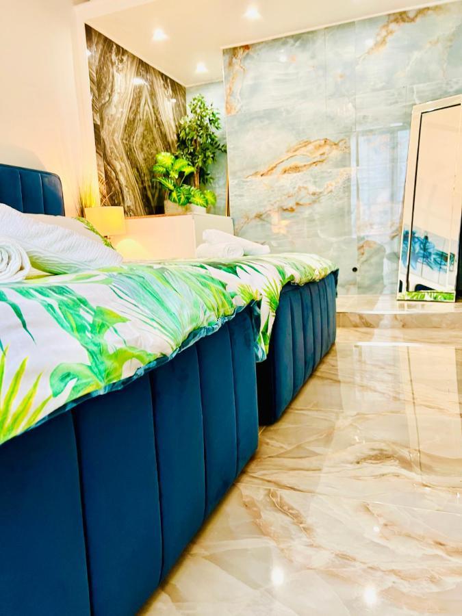 Endless Stunning Mediterranean Sea Views Promenade Des Anglais ニース エクステリア 写真